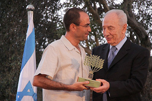 אות הנשיא למתנדב אלעד סקר