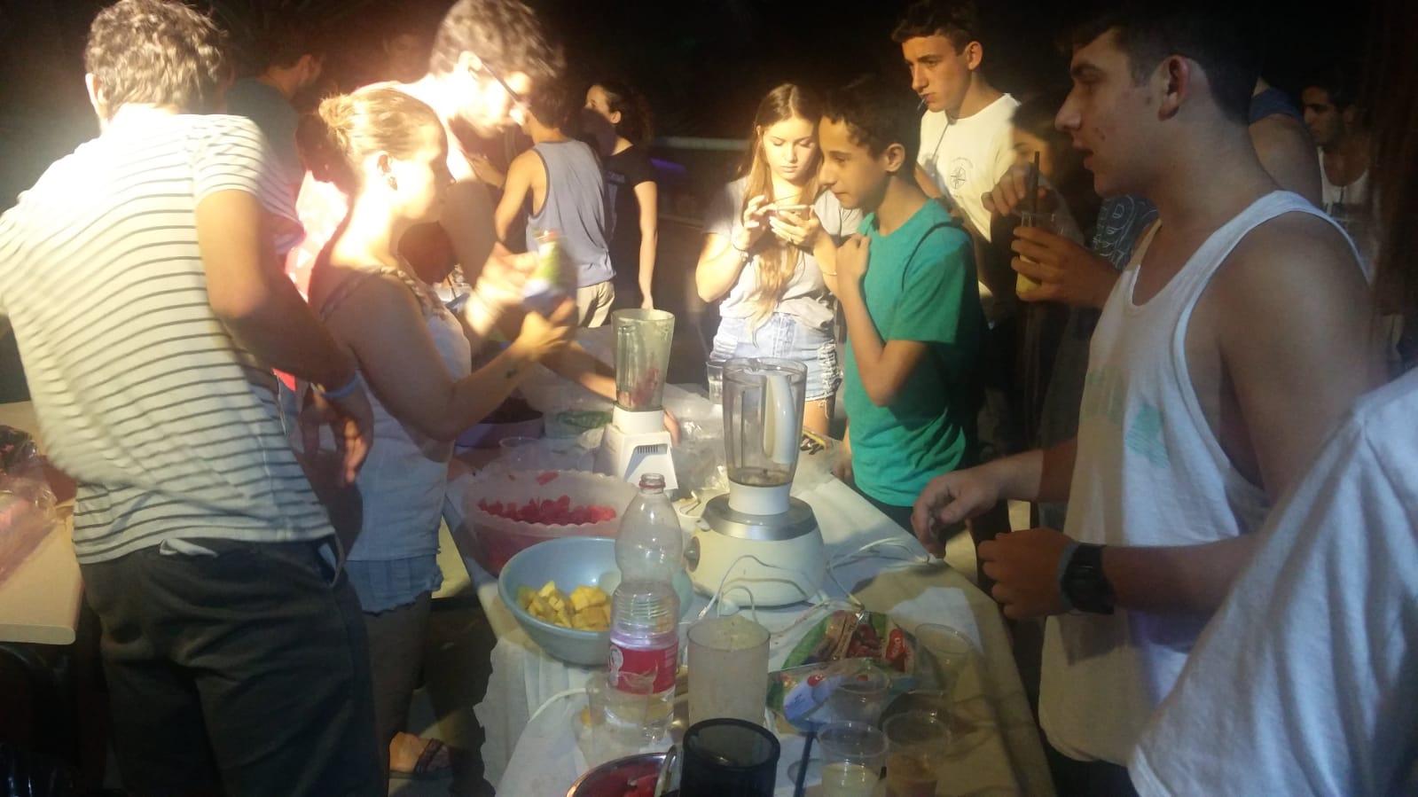 מסיבת סוף הקיץ - נוער