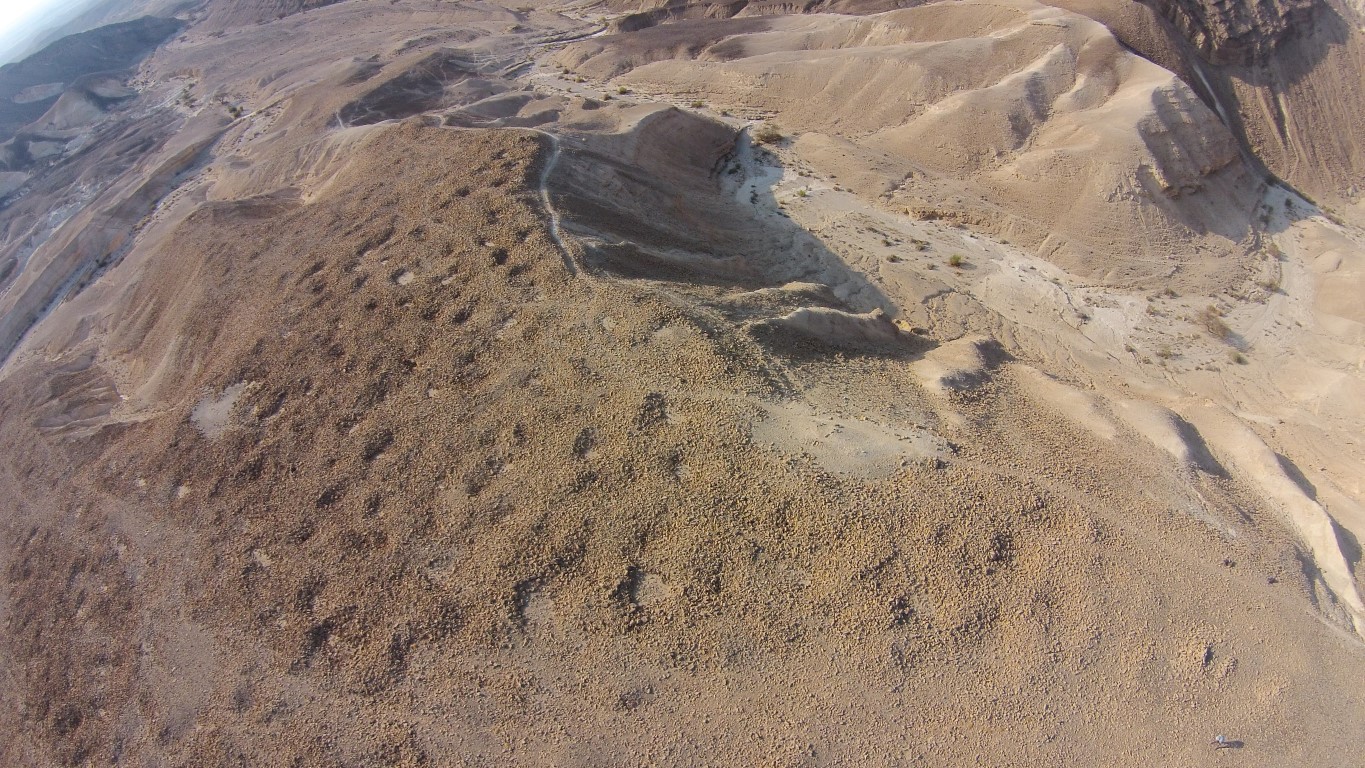 איור  3  - צילום מרחפן של הר גבים
