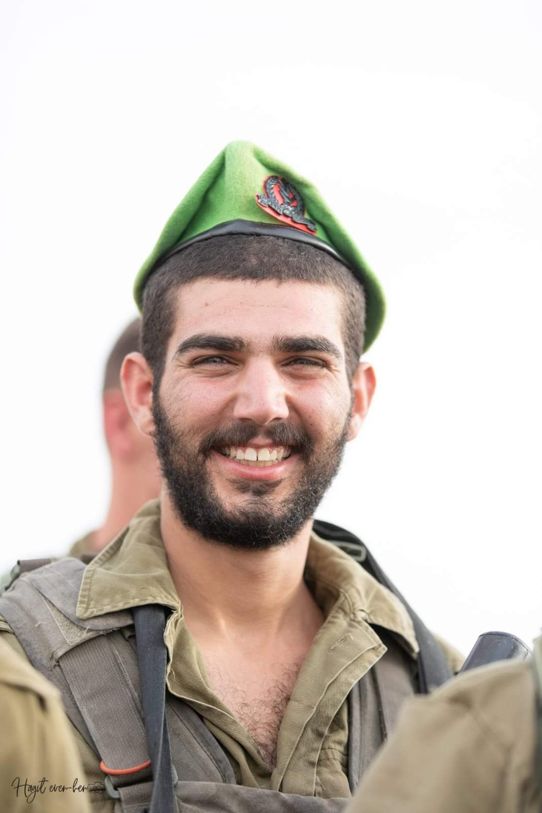 גלי שקותאי 